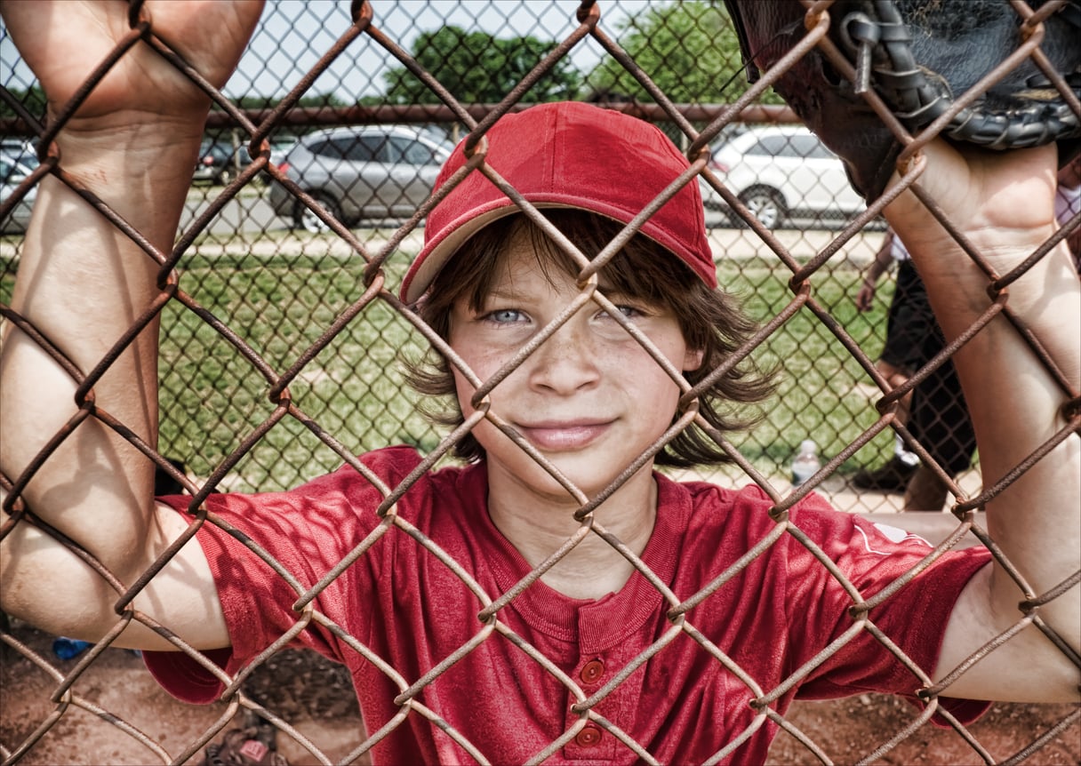 Family-Baseball-kid-108224500-GO